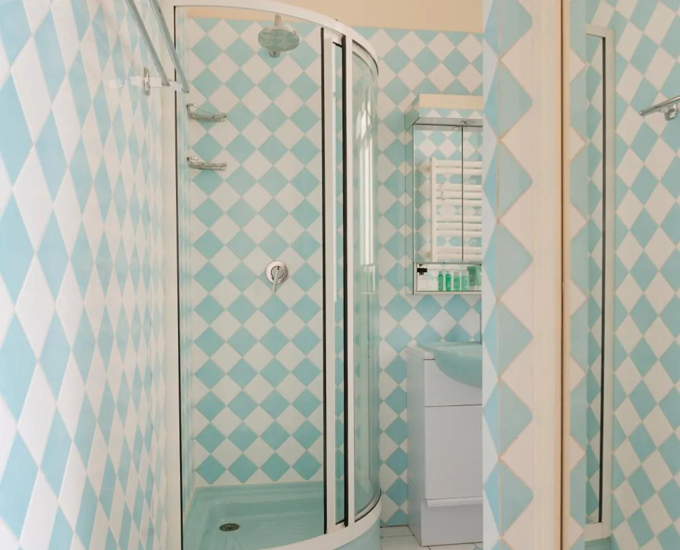 Prestigious Triangle D'or 2br Champs-elysee - Montaigne *